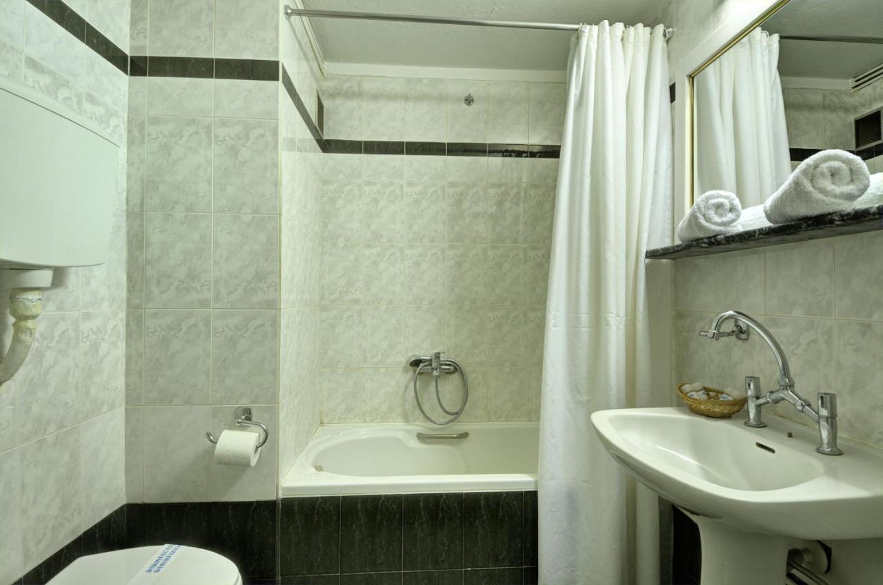 Hotel Nefeli Volos Quarto foto